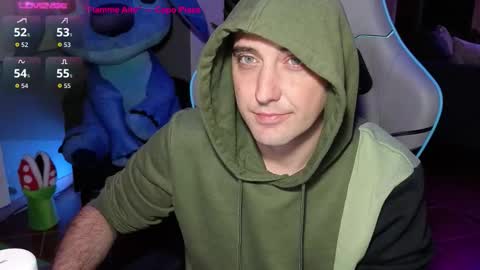 Snapshot of gil_gamesh2nd chatting on 10-13-25, 05:29 Mirko online show from 10-13-25, 05:29