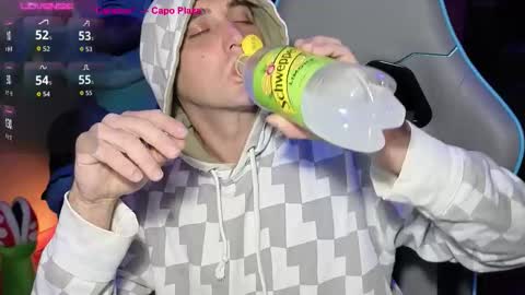 Snapshot of gil_gamesh2nd chatting on 10-28-25, 06:32 Mirko online show from 10-28-25, 06:32