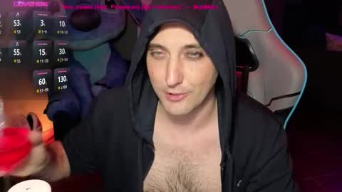 Snapshot of gil_gamesh2nd chatting on 10-31-25, 05:47 Mirko online show from 10-31-25, 05:47