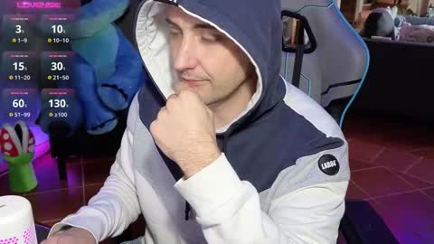 Snapshot of gil_gamesh2nd chatting on 11-25-25, 10:48 Mirko online show from 11-25-25, 10:48