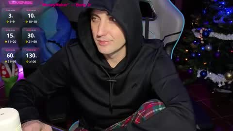 Snapshot of gil_gamesh2nd chatting on 12-20-25, 01:02 Mirko online show from 12-20-25, 01:02