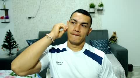 Snapshot of gilbert_marquez chatting on 12-18-24, 11:13 GILBERT online show from 12-18-24, 11:13
