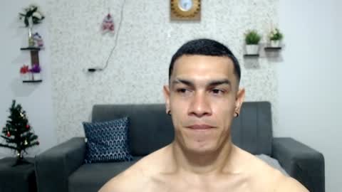 Snapshot of gilbert_marquez chatting on 12-31-24, 10:12 GILBERT online show from 12-31-24, 10:12