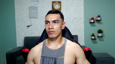 Snapshot of gilbert_marquez chatting on 01-12-25, 03:36 GILBERT online show from 01-12-25, 03:36