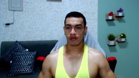Snapshot of gilbert_marquez chatting on 01-21-25, 11:13 GILBERT online show from 01-21-25, 11:13