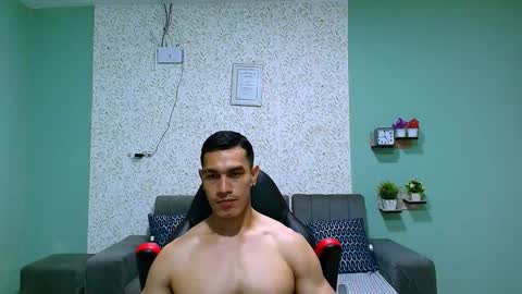Snapshot of gilbert_marquez chatting on 02-06-25, 02:26 GILBERT online show from 02-06-25, 02:26