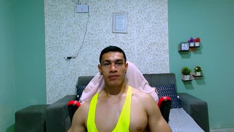 Snapshot of gilbert_marquez chatting on 02-08-25, 02:16 GILBERT online show from 02-08-25, 02:16
