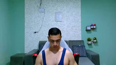 Snapshot of gilbert_marquez chatting on 02-15-25, 02:33 GILBERT online show from 02-15-25, 02:33