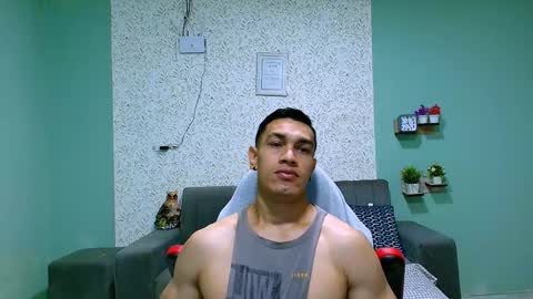 Snapshot of gilbert_marquez chatting on 02-17-25, 11:13 GILBERT online show from 02-17-25, 11:13
