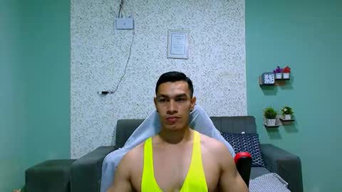 Snapshot of gilbert_marquez chatting on 02-18-25, 11:11 GILBERT online show from 02-18-25, 11:11