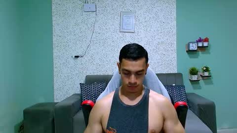 Snapshot of gilbert_marquez chatting on 02-19-25, 02:12 GILBERT online show from 02-19-25, 02:12