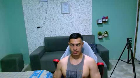 Snapshot of gilbert_marquez chatting on 02-22-25, 11:46 GILBERT online show from 02-22-25, 11:46