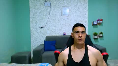 Snapshot of gilbert_marquez chatting on 03-08-25, 04:28 GILBERT online show from 03-08-25, 04:28