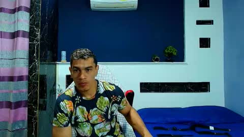 Snapshot of gilbert_marquez chatting on 09-19-25, 11:33 GILBERT online show from 09-19-25, 11:33