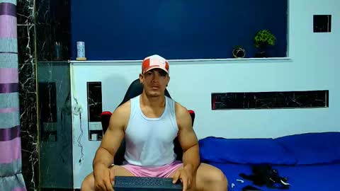 Snapshot of gilbert_marquez chatting on 09-29-25, 11:15 GILBERT online show from 09-29-25, 11:15
