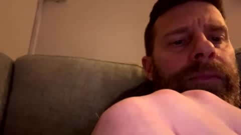 Snapshot of gilbertinio chatting on 02-04-25, 10:24 Gilbert online show from 02-04-25, 10:24