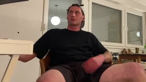 Sebastian online show from 09-27-25, 11:10