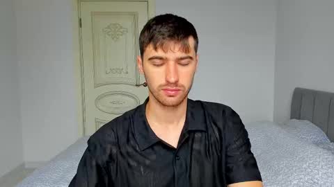 Snapshot of gilbertogonzales chatting on 09-19-25, 06:59 gilbertogonzales online show from 09-19-25, 06:59