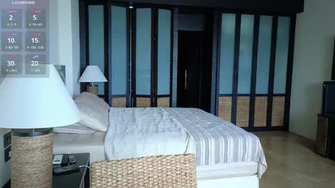 gilbertogonzales online show from 11-18-25, 03:23