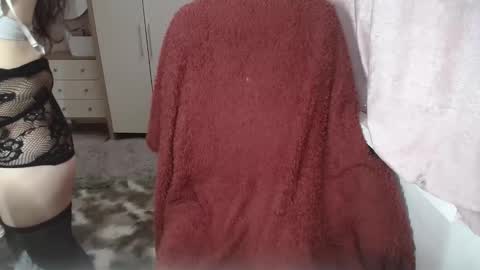 Snapshot of gillkelly chatting on 09-18-25, 03:25 Gill Kelly online show from 09-18-25, 03:25