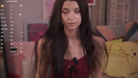 Snapshot of gimme_the_kiss chatting on 02-15-26, 08:02 Mia online show from 02-15-26, 08:02