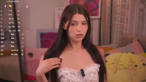 Snapshot of gimme_the_kiss chatting on 02-22-26, 08:13 Mia online show from 02-22-26, 08:13