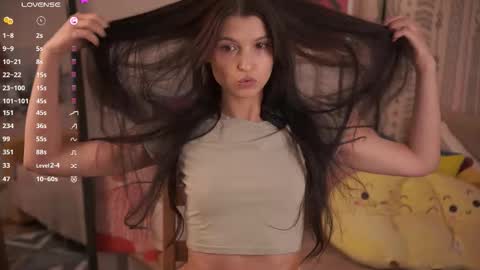 Snapshot of gimme_the_kiss chatting on 02-27-26, 08:14 Mia online show from 02-27-26, 08:14