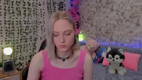 Gina online show from 06-09-26, 12:55