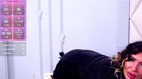 Gina online show from 02-05-25, 04:16