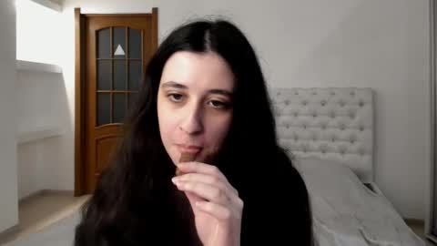 Kate online show from 01-16-25, 12:09