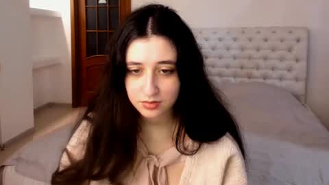 Kate online show from 02-12-25, 09:42