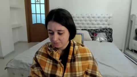 Kate online show from 10-23-25, 09:19