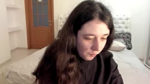 Kate online show from 11-22-25, 10:03