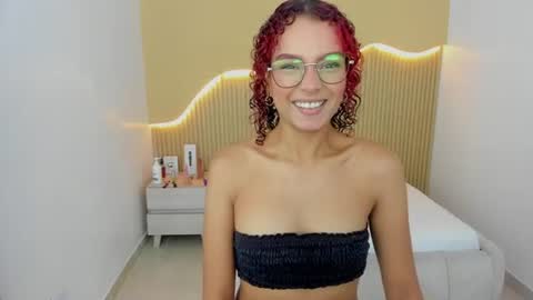 Snapshot of ginamorelo chatting on 06-11-26, 01:31 G I A N A online show from 06-11-26, 01:31