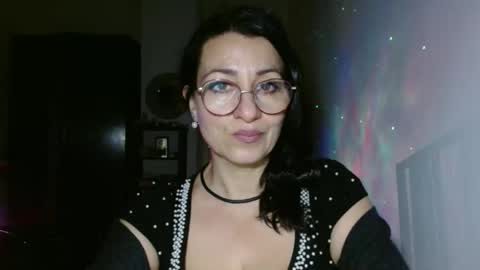 GinaONeon online show from 03-04-25, 08:38