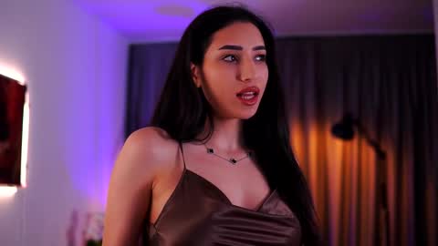 Gina online show from 03-08-25, 08:46