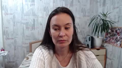 ginaxsoulah   online show from 09-18-25, 09:44