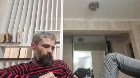 Snapshot of gindrie chatting on 12-06-24, 04:28 Gabriel online show from 12-06-24, 04:28