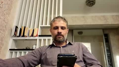 Snapshot of gindrie chatting on 11-10-25, 02:05 Gabriel online show from 11-10-25, 02:05