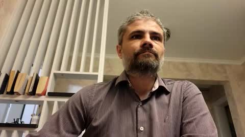 Snapshot of gindrie chatting on 11-18-25, 05:17 Gabriel online show from 11-18-25, 05:17