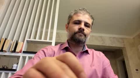 Snapshot of gindrie chatting on 11-19-25, 11:10 Gabriel online show from 11-19-25, 11:10