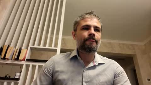 Snapshot of gindrie chatting on 11-21-25, 04:00 Gabriel online show from 11-21-25, 04:00