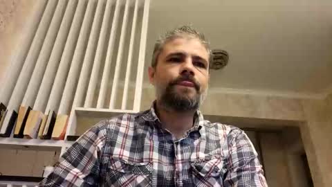 Snapshot of gindrie chatting on 11-24-25, 07:19 Gabriel online show from 11-24-25, 07:19