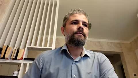 Snapshot of gindrie chatting on 11-25-25, 01:33 Gabriel online show from 11-25-25, 01:33