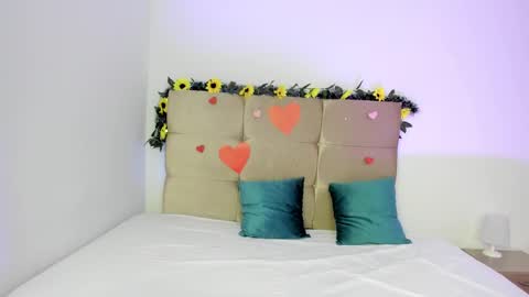 Snapshot of ginelawest chatting on 02-19-25, 02:01 Gine online show from 02-19-25, 02:01