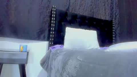 Miss online show from 09-18-25, 10:01