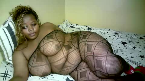 ginger_babes1 online show from 04-28-26, 02:27