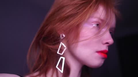 Snapshot of ginger_hugs chatting on 12-25-24, 10:05        im expecting 350 thumbs up on my altar   online show from 12-25-24, 10:05