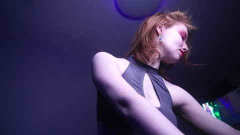 Snapshot of ginger_hugs chatting on 12-26-24, 10:09        im expecting 350 thumbs up on my altar   online show from 12-26-24, 10:09