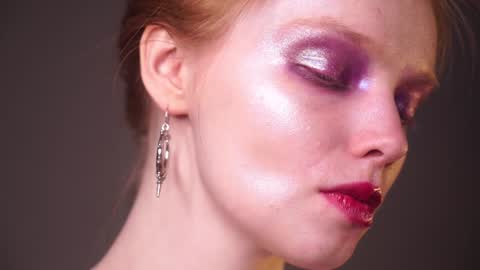 Snapshot of ginger_hugs chatting on 01-05-25, 10:08        im expecting 350 thumbs up on my altar   online show from 01-05-25, 10:08